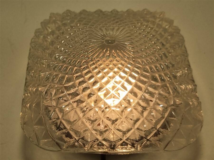 Ceiling light