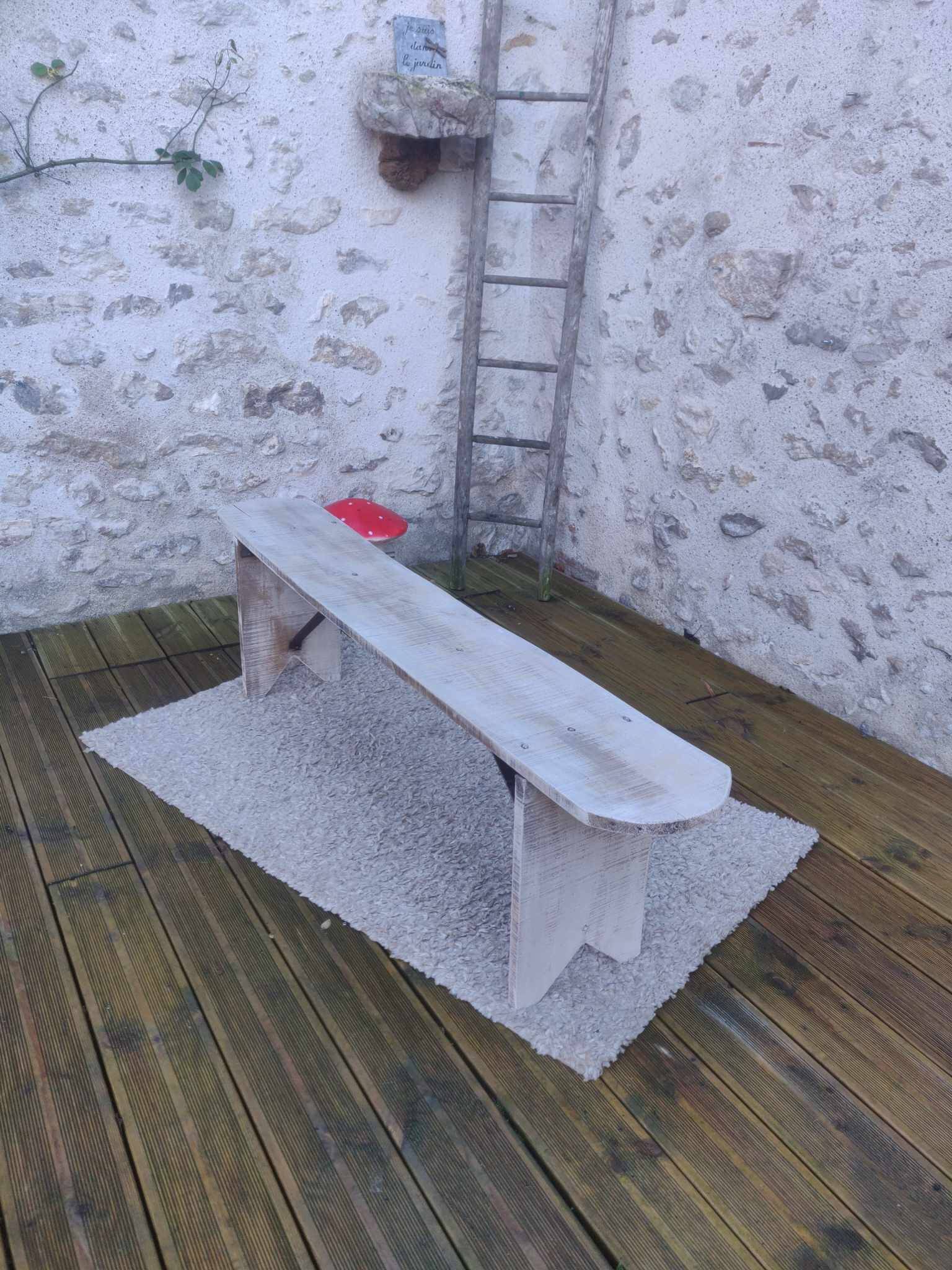 White patinated bench