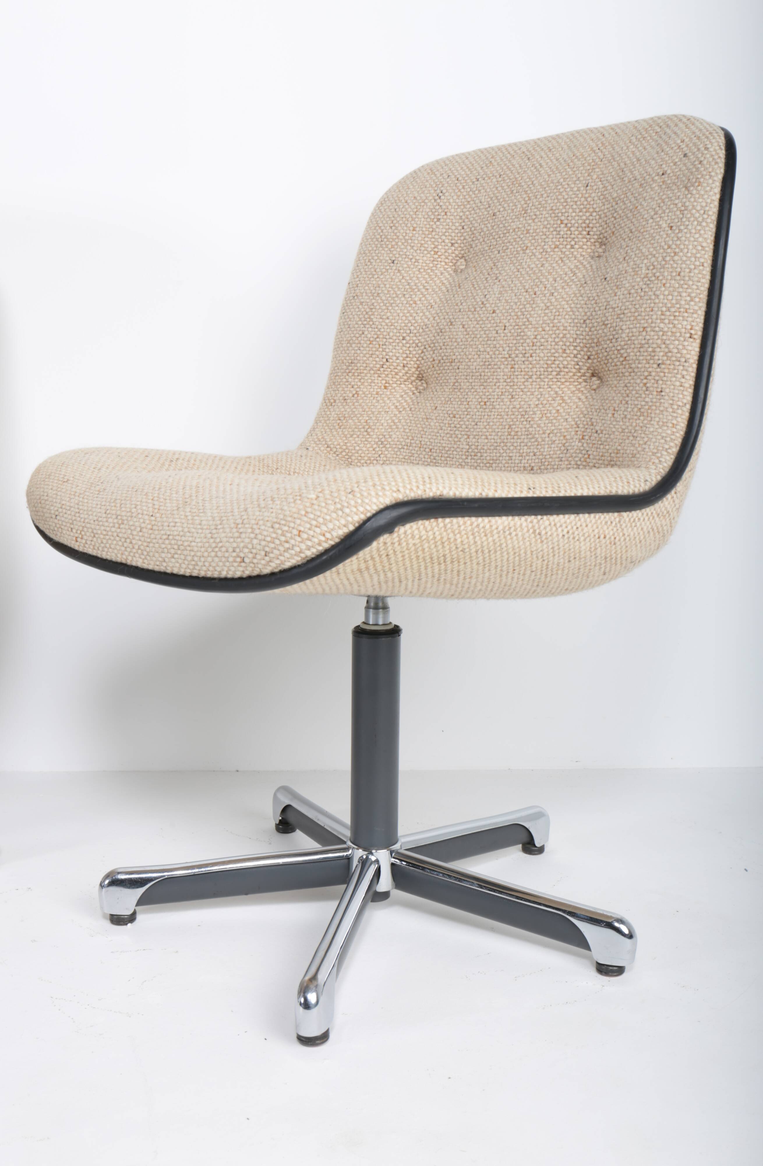 Set of 4 Strafor 451 armchairs by Randall Buck, 1970s