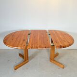 Table de salle à manger ovale extensible en pin de style danois
