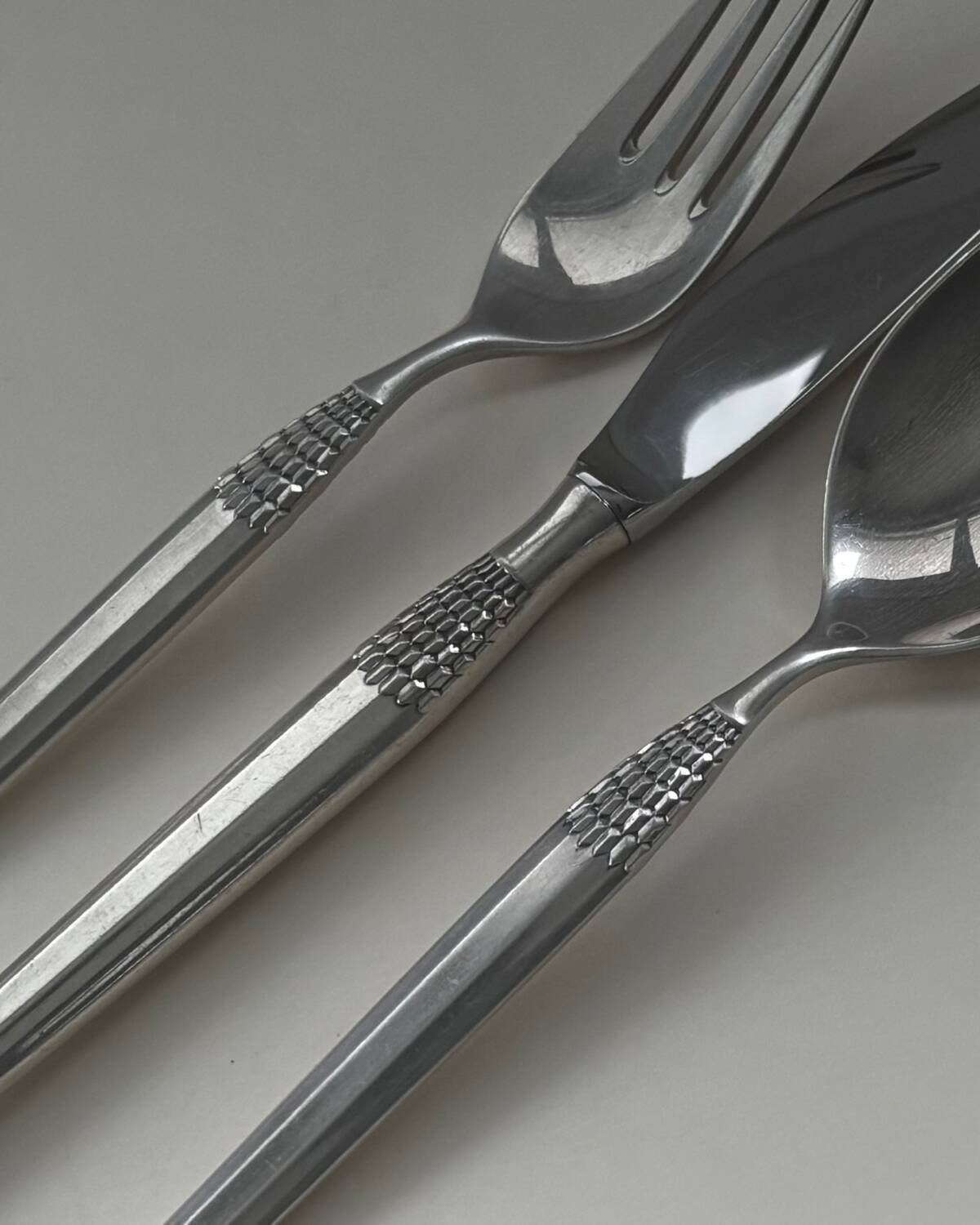 18 pièces Couverts “Cheri” Henning Seidelin pour Frigast Danemark