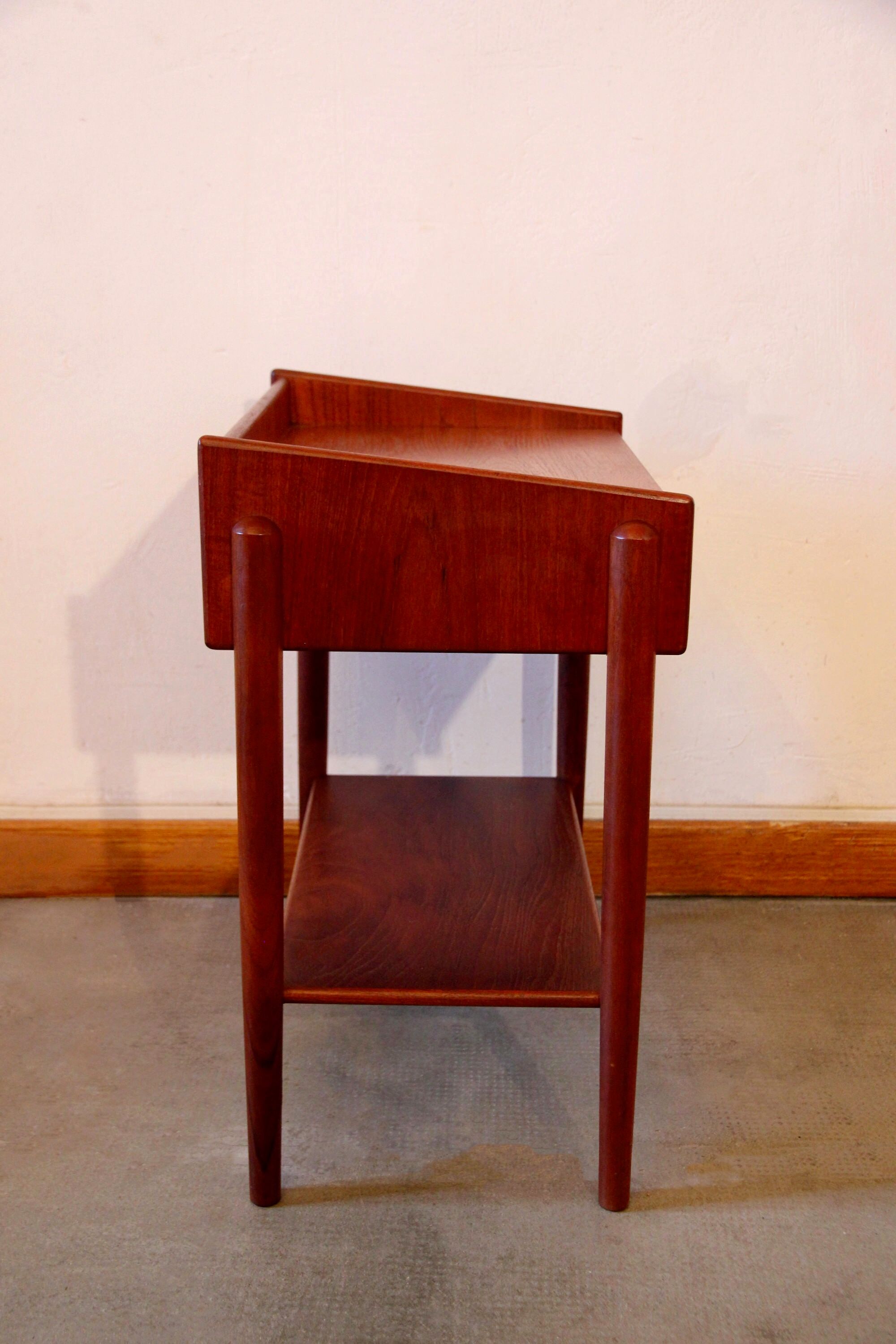 Teak bedside tables model 148 by Borge Mogensen, for Søborg Møbler