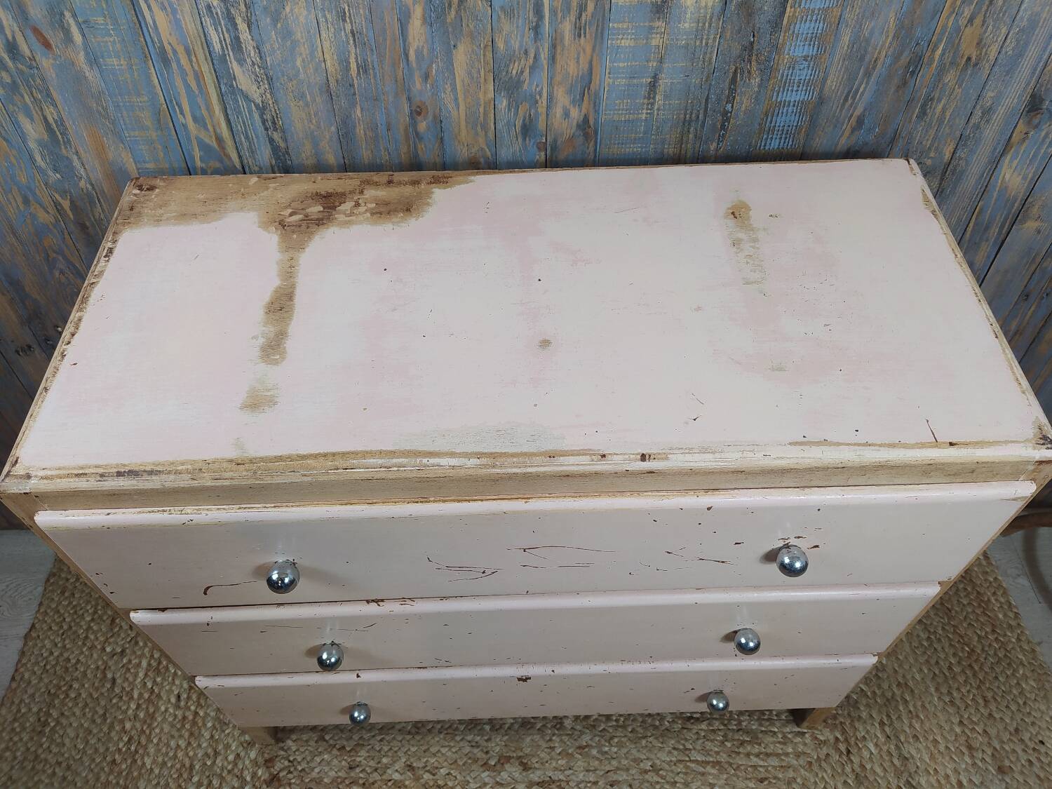 Vintage chest of drawers
