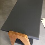 Very fifties console with compass feet