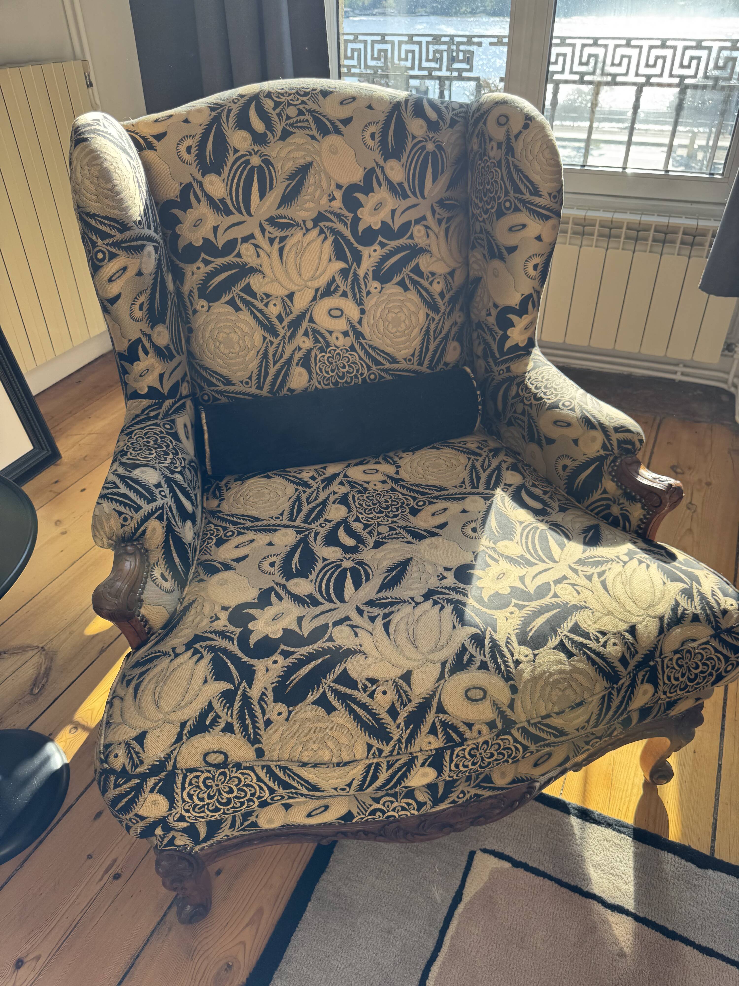 Louis IV armchair - Prelle silk factory