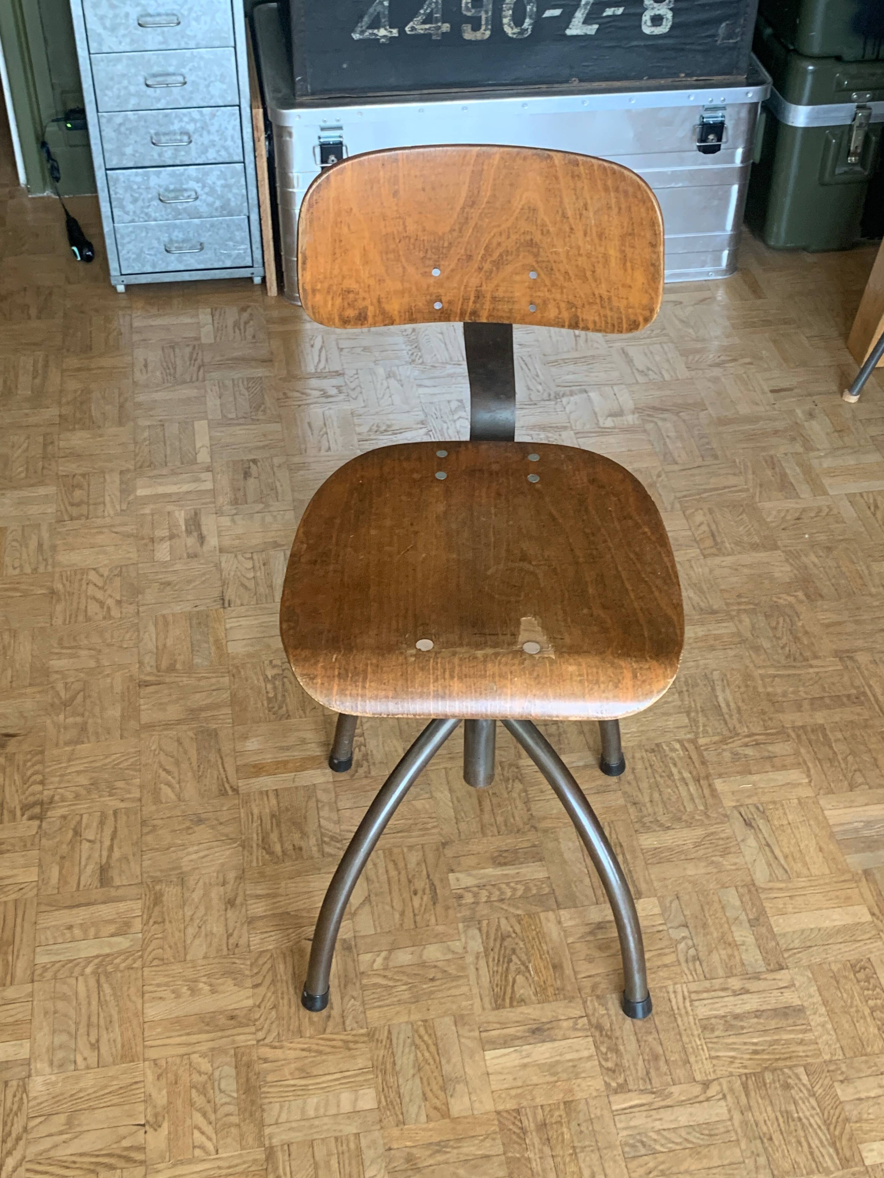 Industrial architect chair