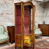 Curved showcase in marquetry Louis XV style
