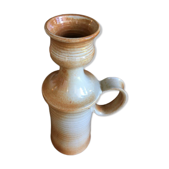 Sandstone pitcher stamped Mongolfier Durtal. Color: gradient of beiges