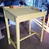 Children's desk