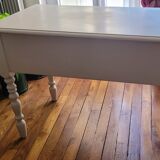 Bureau en bois de style provençal