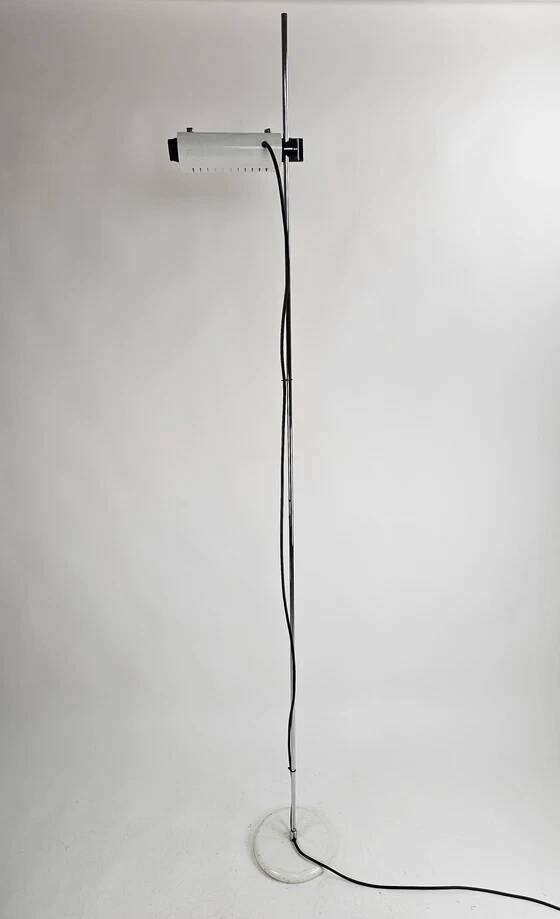 Joe Colombo floor lamp model 626 for Oluce white