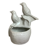 Zoomorphic bird planter