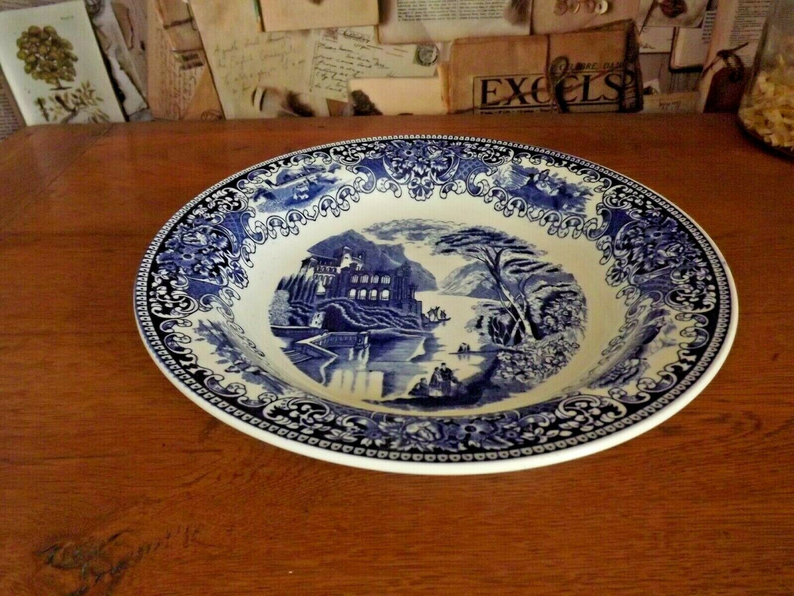 Round Serving Bowl Dutch Royal Sphinx Maastricht Cambridge Old England 3592
