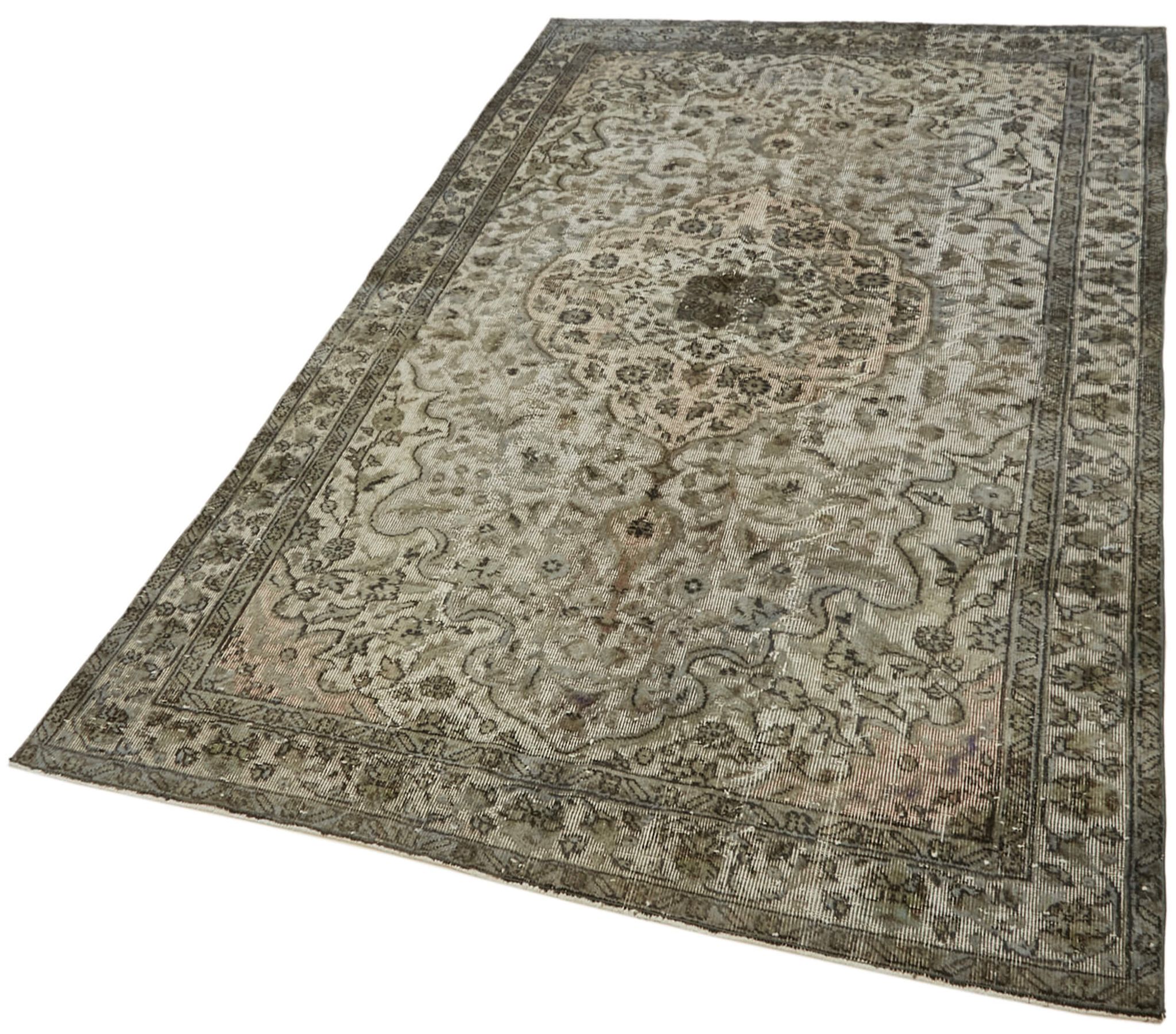 Handwoven overdyed turkish 1970s 163 cm x 265 cm grey carpet