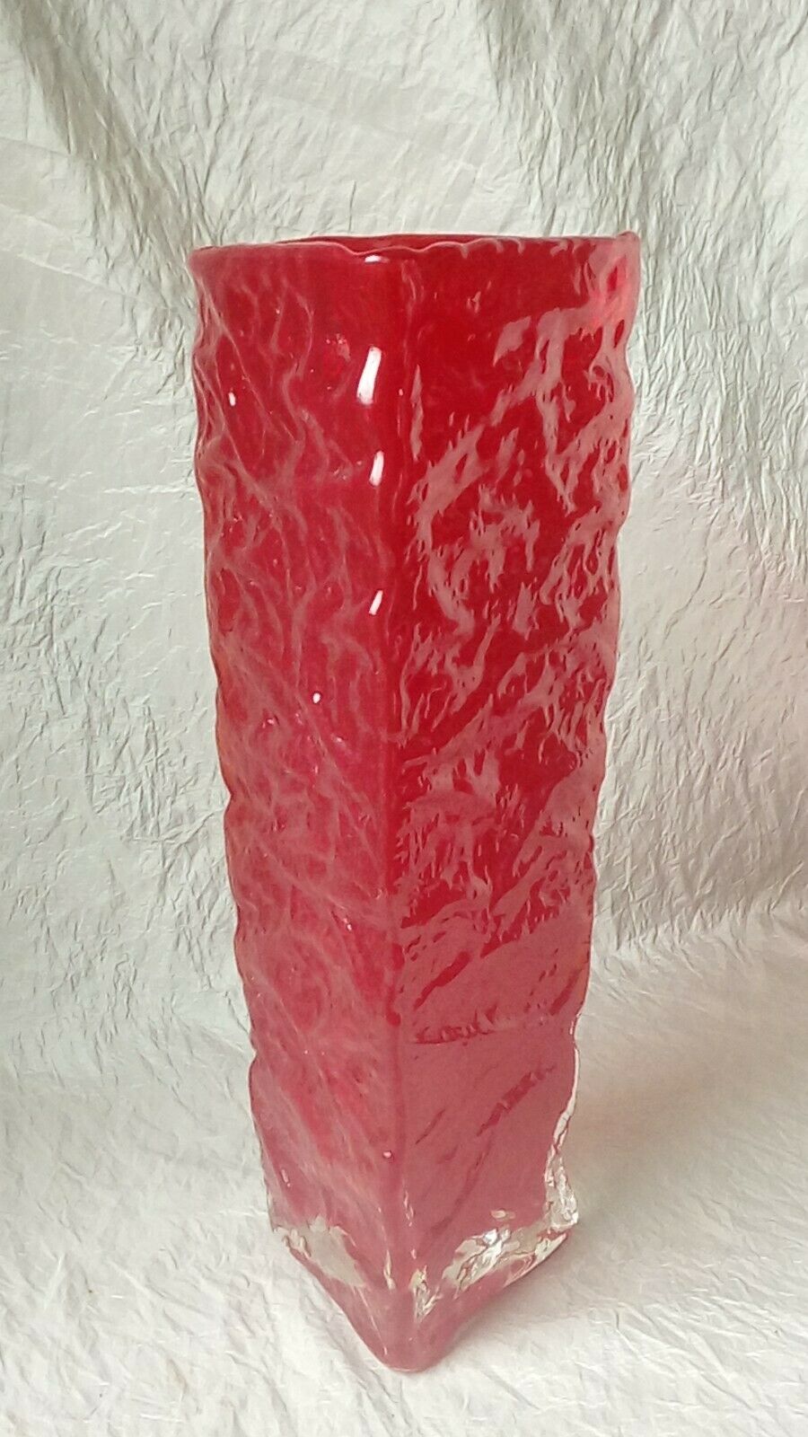 Triangular glass vase waffle effect years 70'