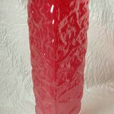 Vase en verre triangulaire effet gaufre annees 70'