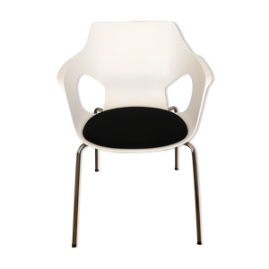 chaise designer espagnol