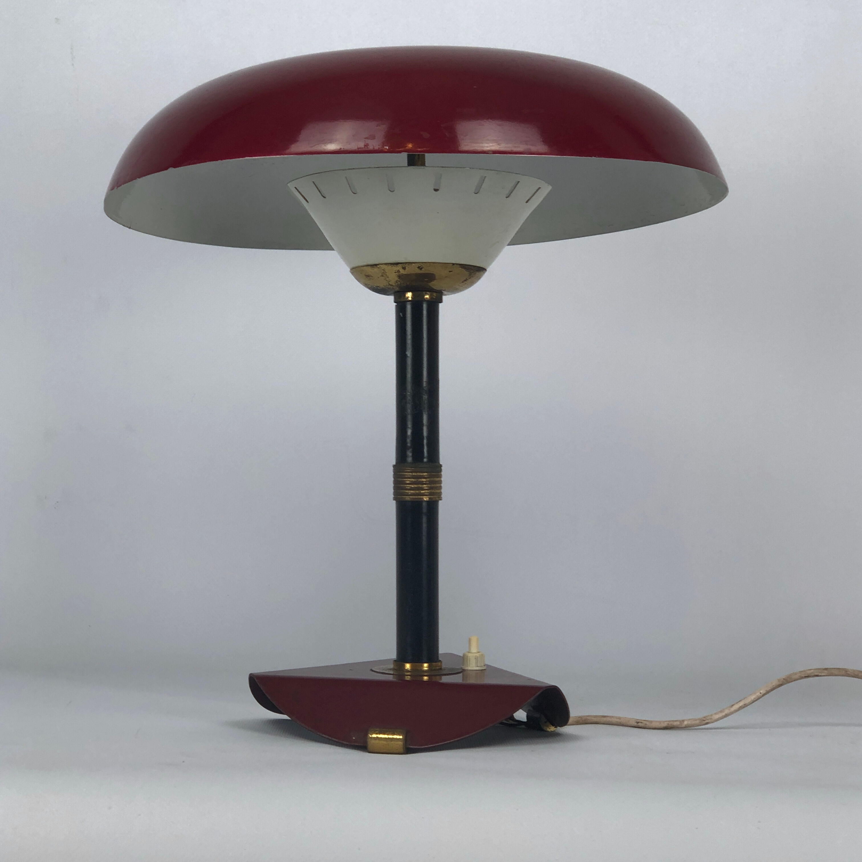 Vintage Italian brass and lacquer table lamp from 50s