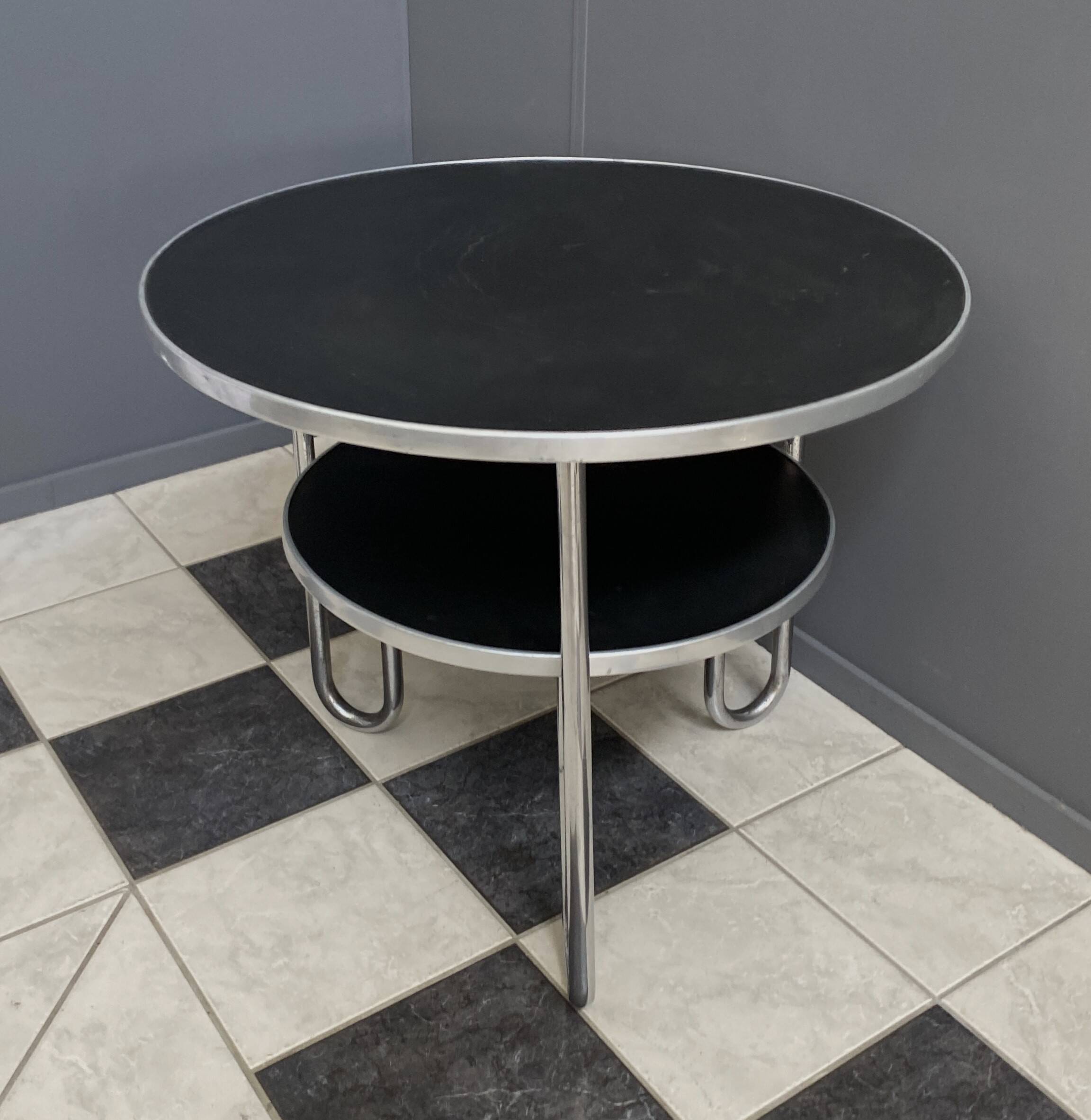 Round 2 tier Mauser Werke Bauhaus coffee table