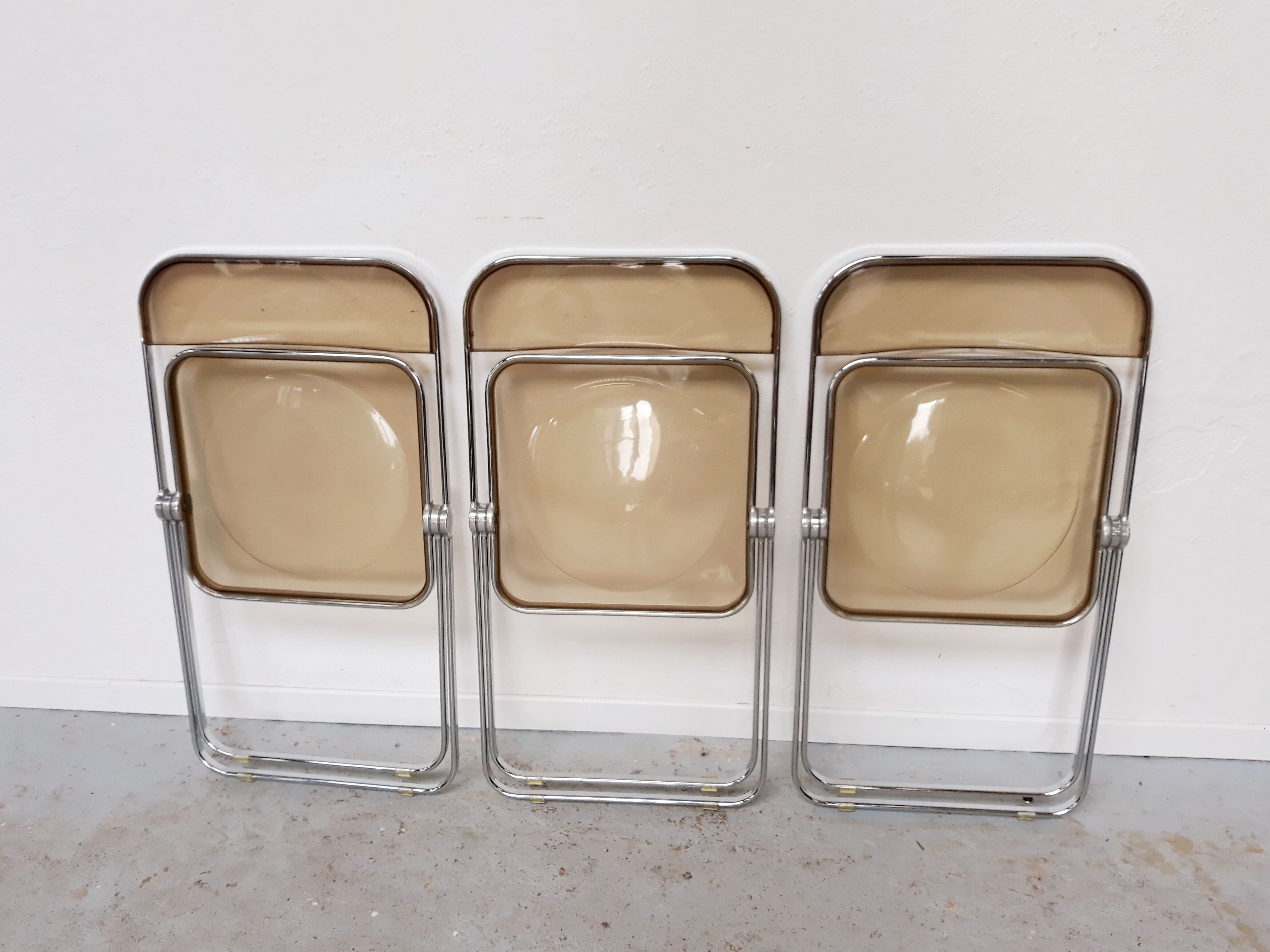 6 vintage Chairs Giancarlo Piretti "plia" 1970 chrome and Plexiglas