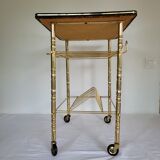 Dessert / shelf range vinyls and turntable