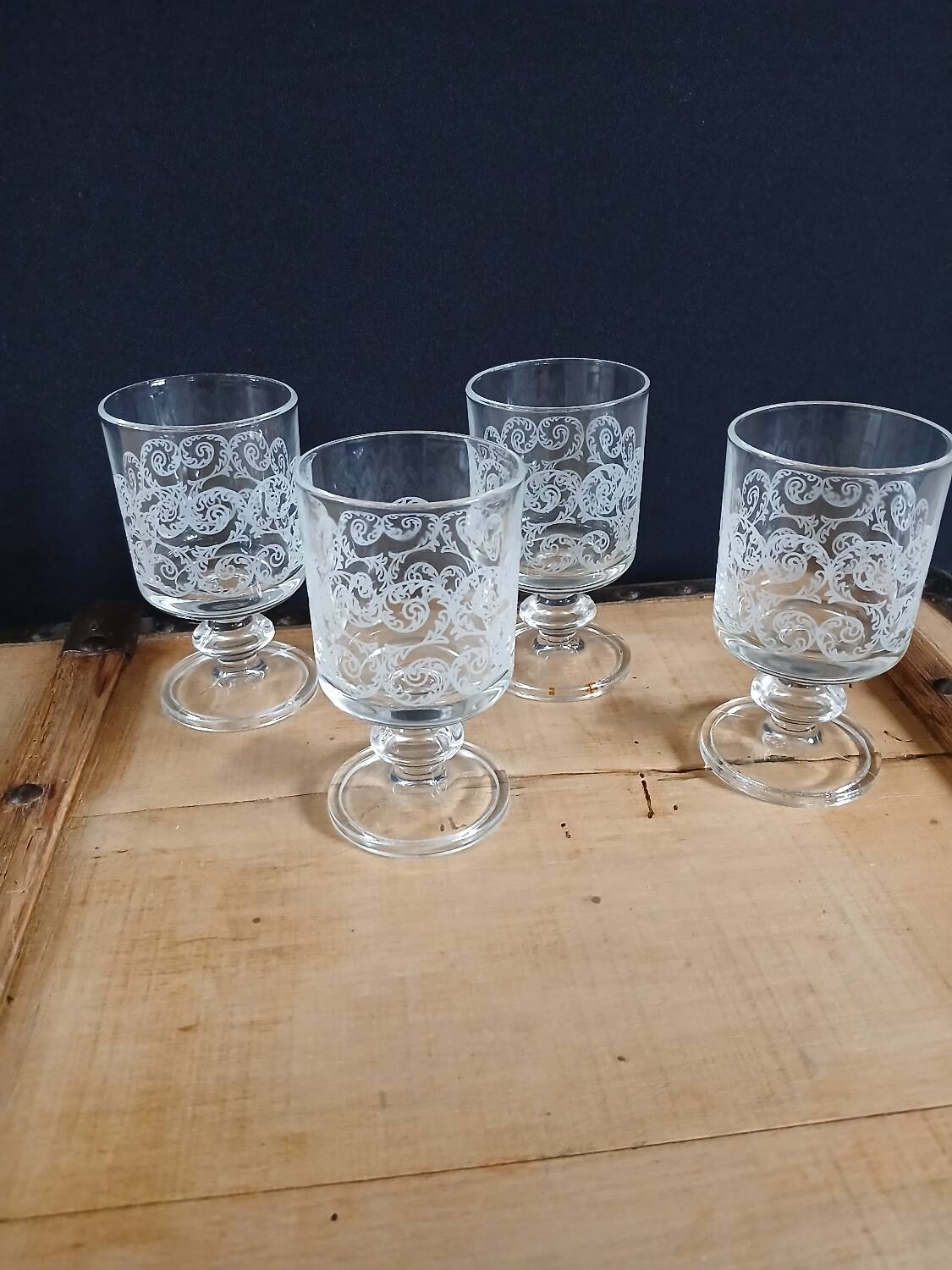 4 verres à eau vintages