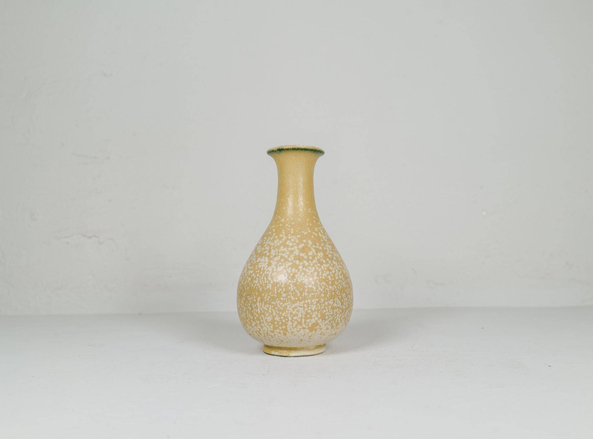 Mid-century modern sculptural vase by Rörstrand, designed by Gunnar Nylund, Sweden, 1950s.