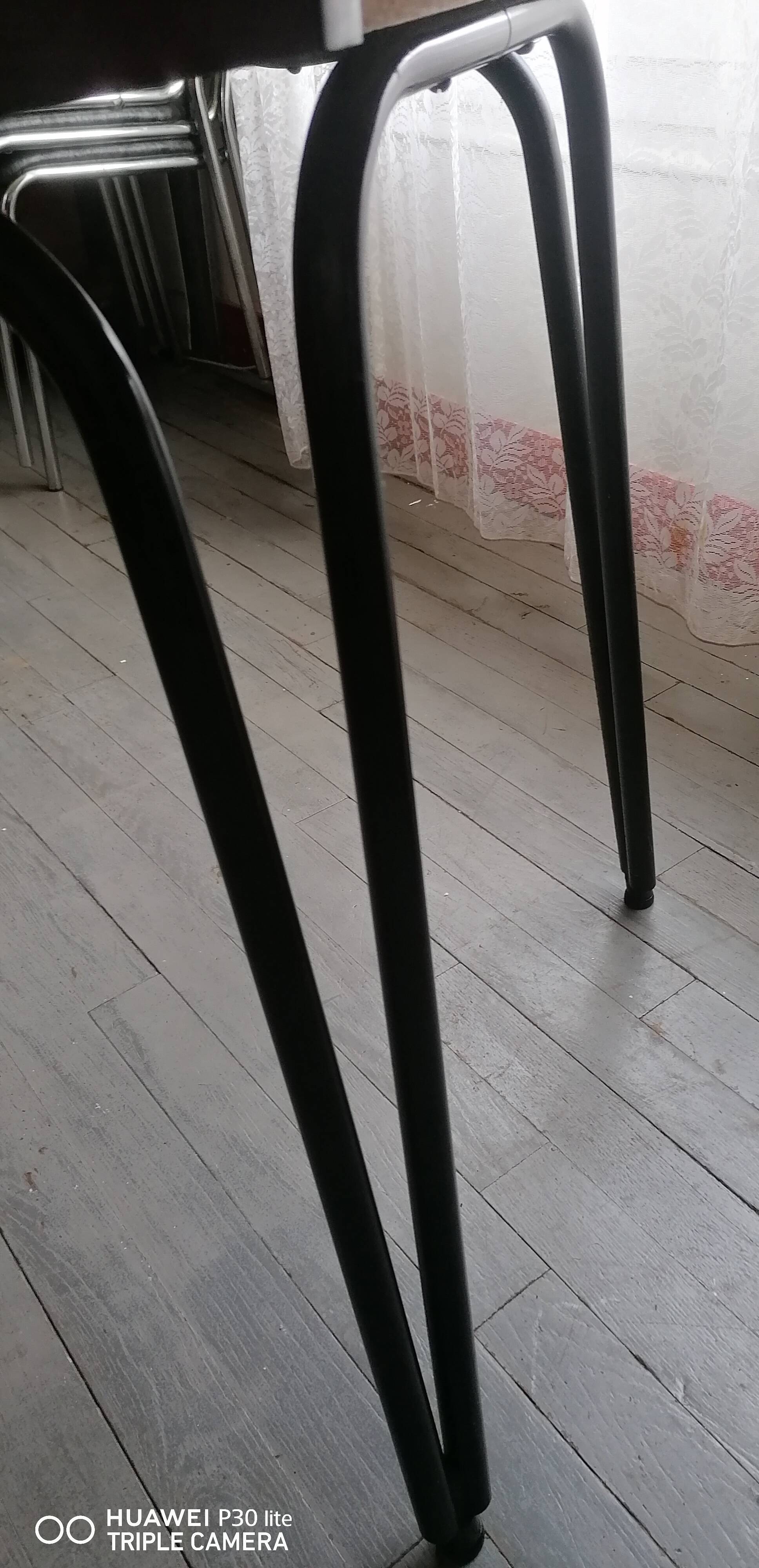 Ensemble vintage en formica jaune : table + 4 chaises+ 1 tabouret 1960/70