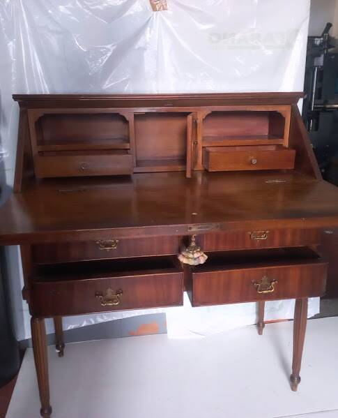 Louis XV mahogany shipowner's desk, 18th century