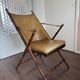 Chaise pliante de campagne vintage en simili-bambou et cuir par Maison Jansen, années 1950