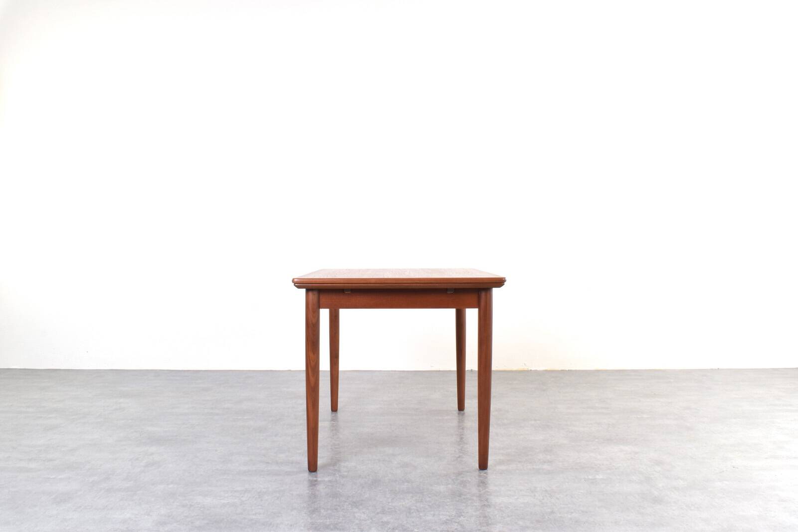 Mid-Century Danish Teak Extendable Dining Table, 1960s.