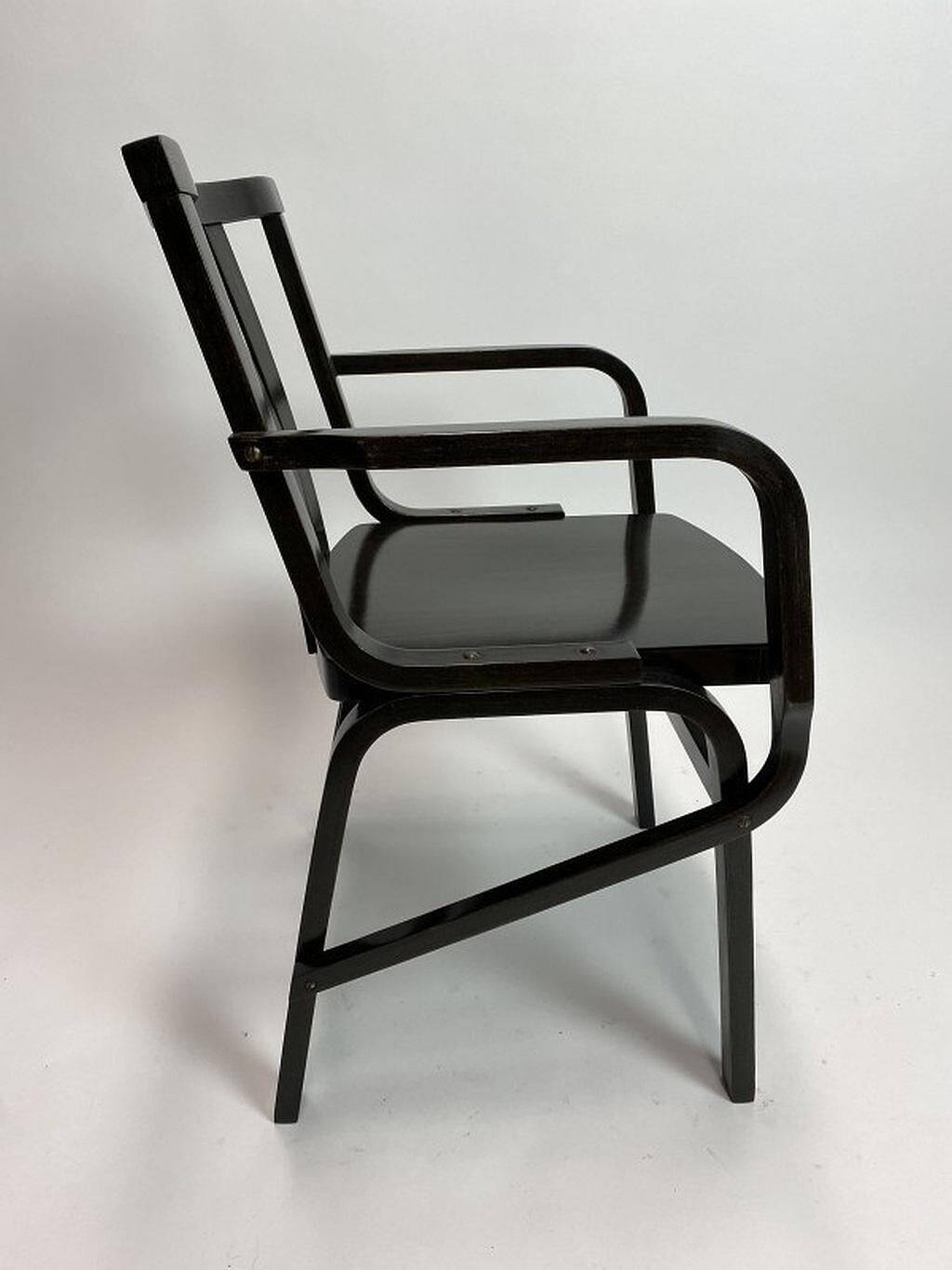 Fauteuils noirs de style milieu du siècle