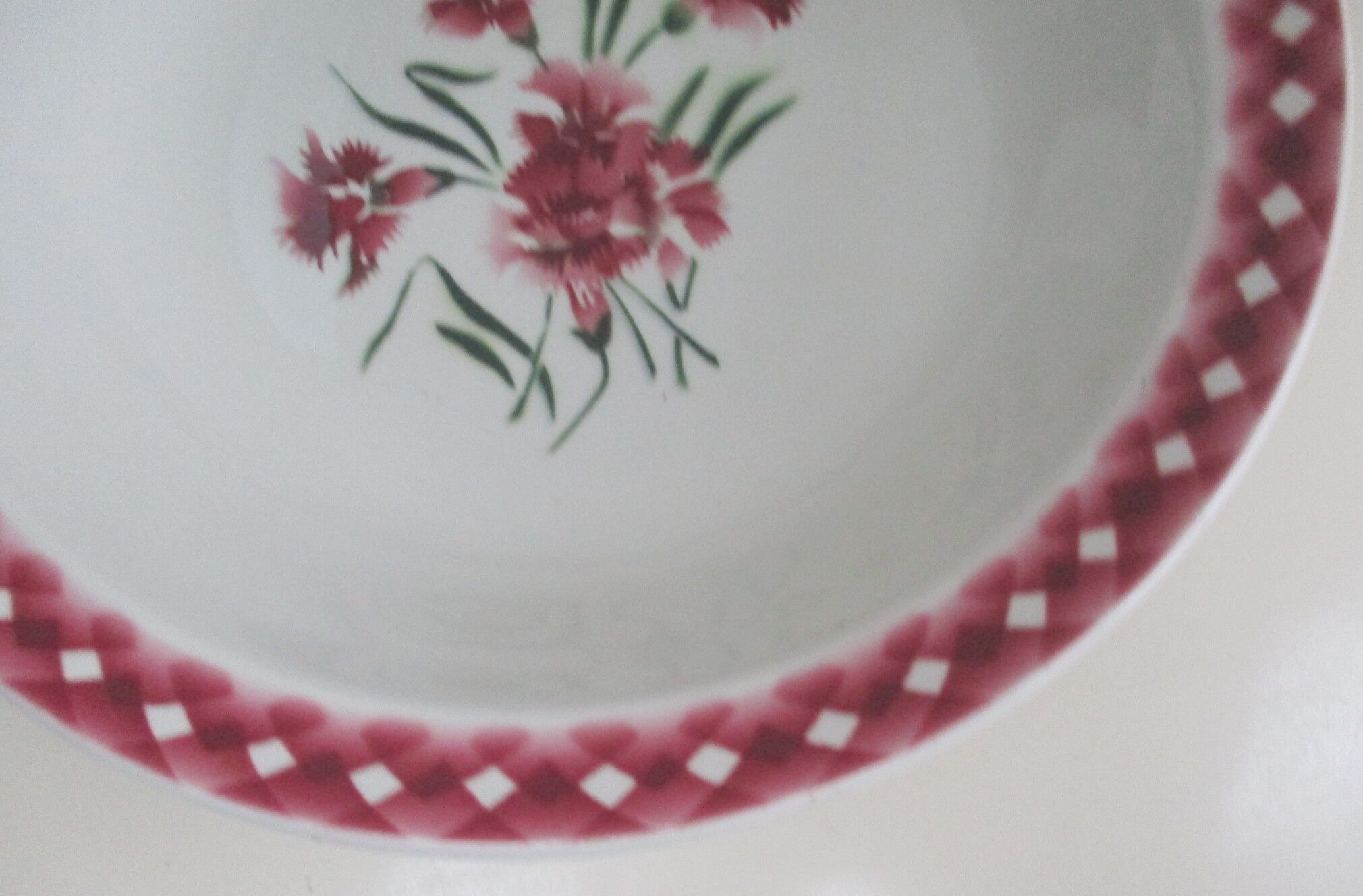 Round dish Sarreguemines Digoin model mignardise