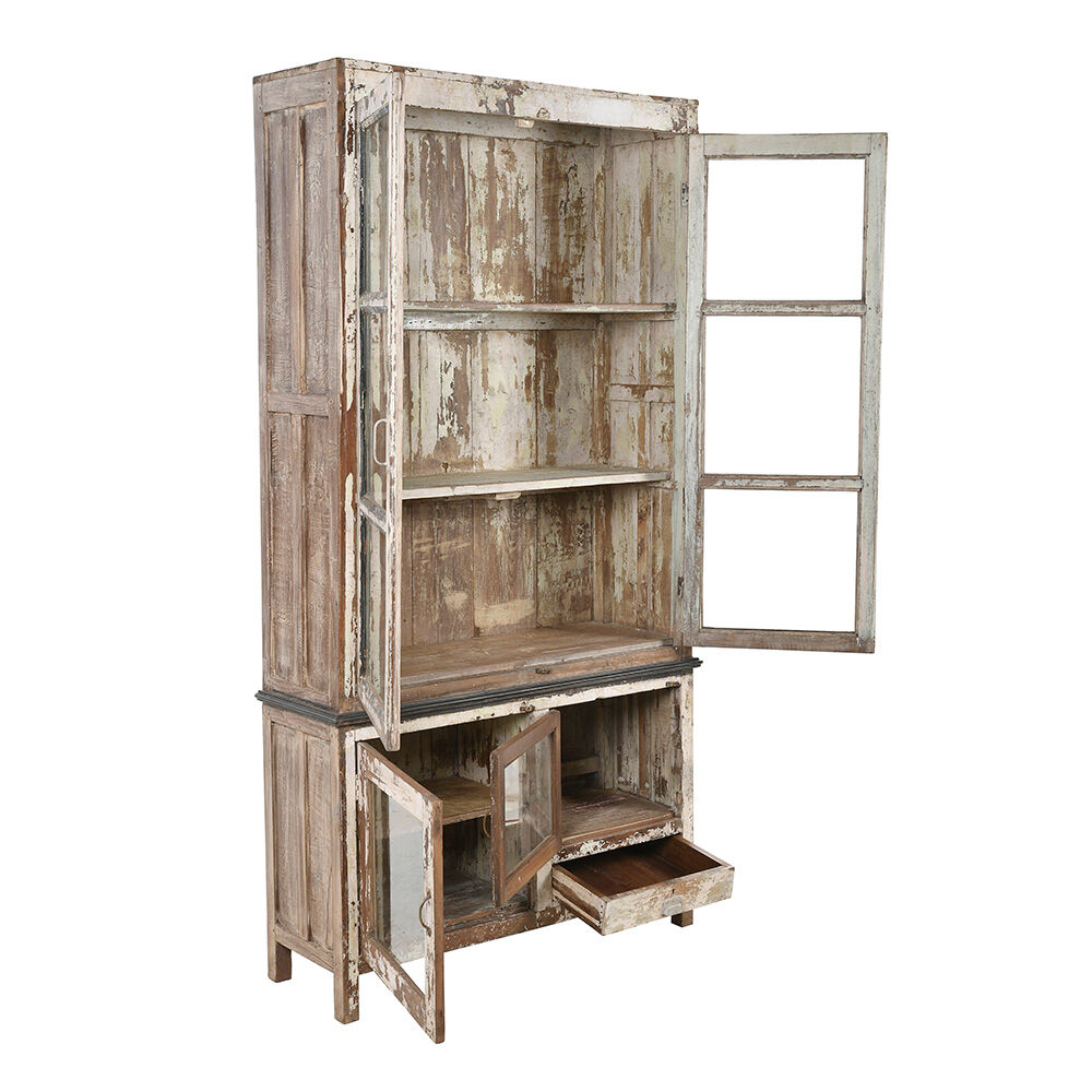 Vaisselier ancien en bois patiné