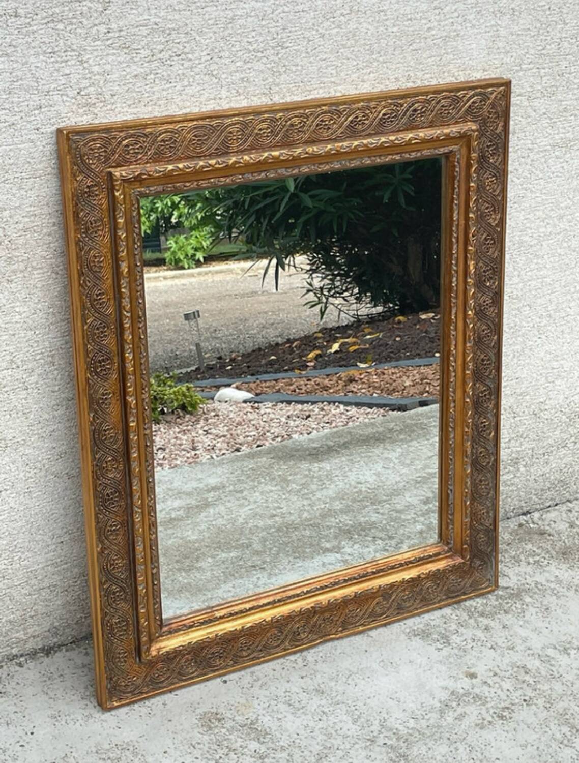 Antique gold and wood style mirror