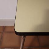 Tabouret formica jaune