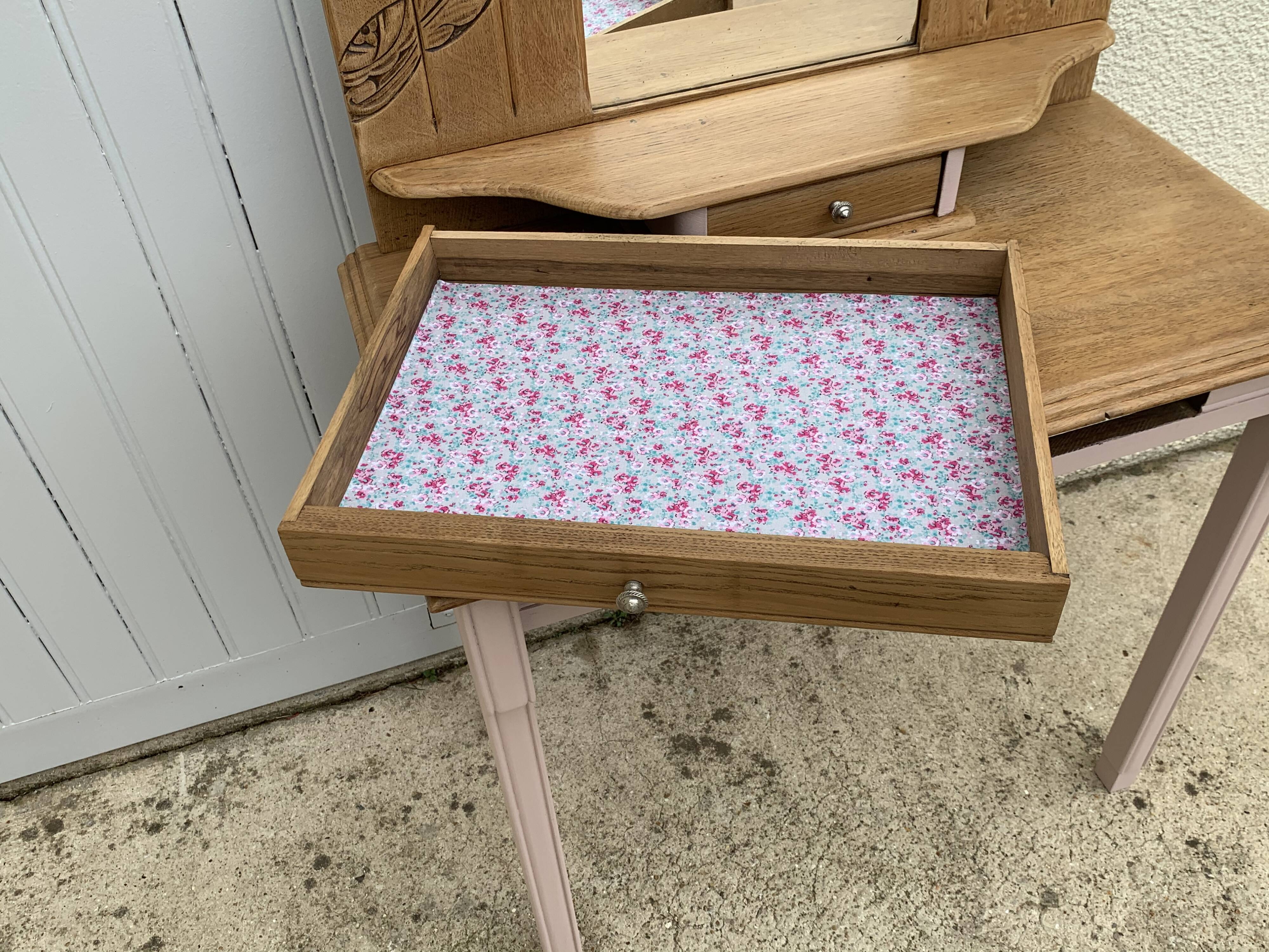 Art deco hairdresser, 1930s