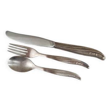 Set of 3 twa silver cutlery
