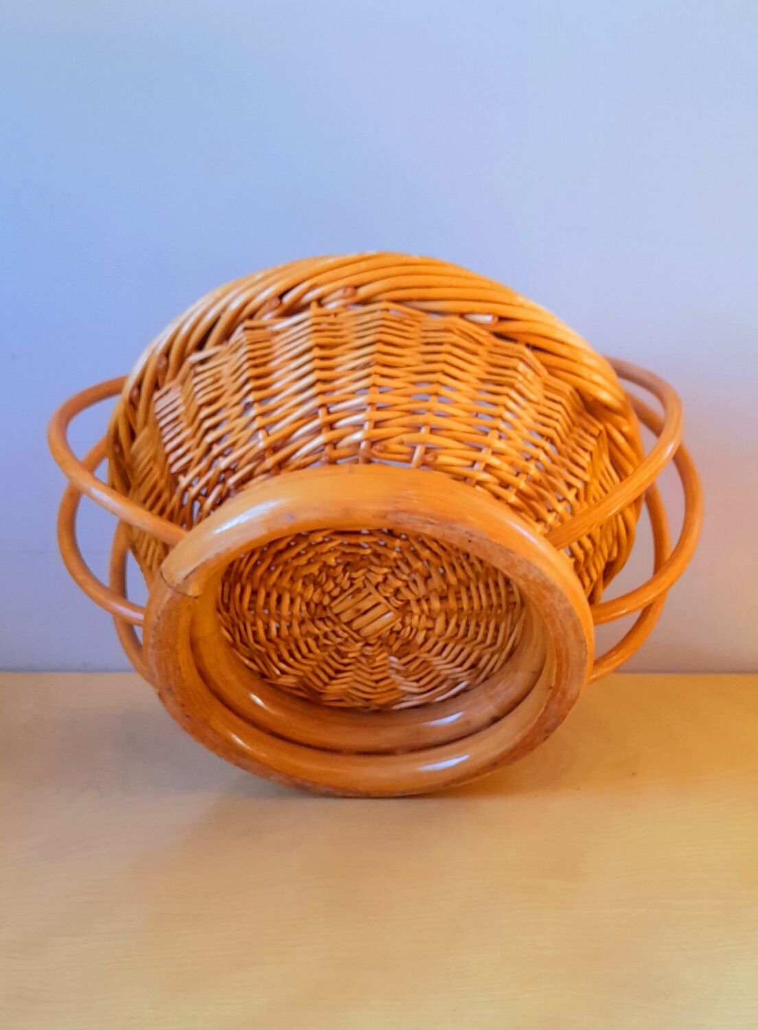 Rattan cut fruit basket 60s