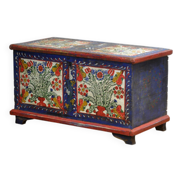 Folk art bridal chest, dated 1883