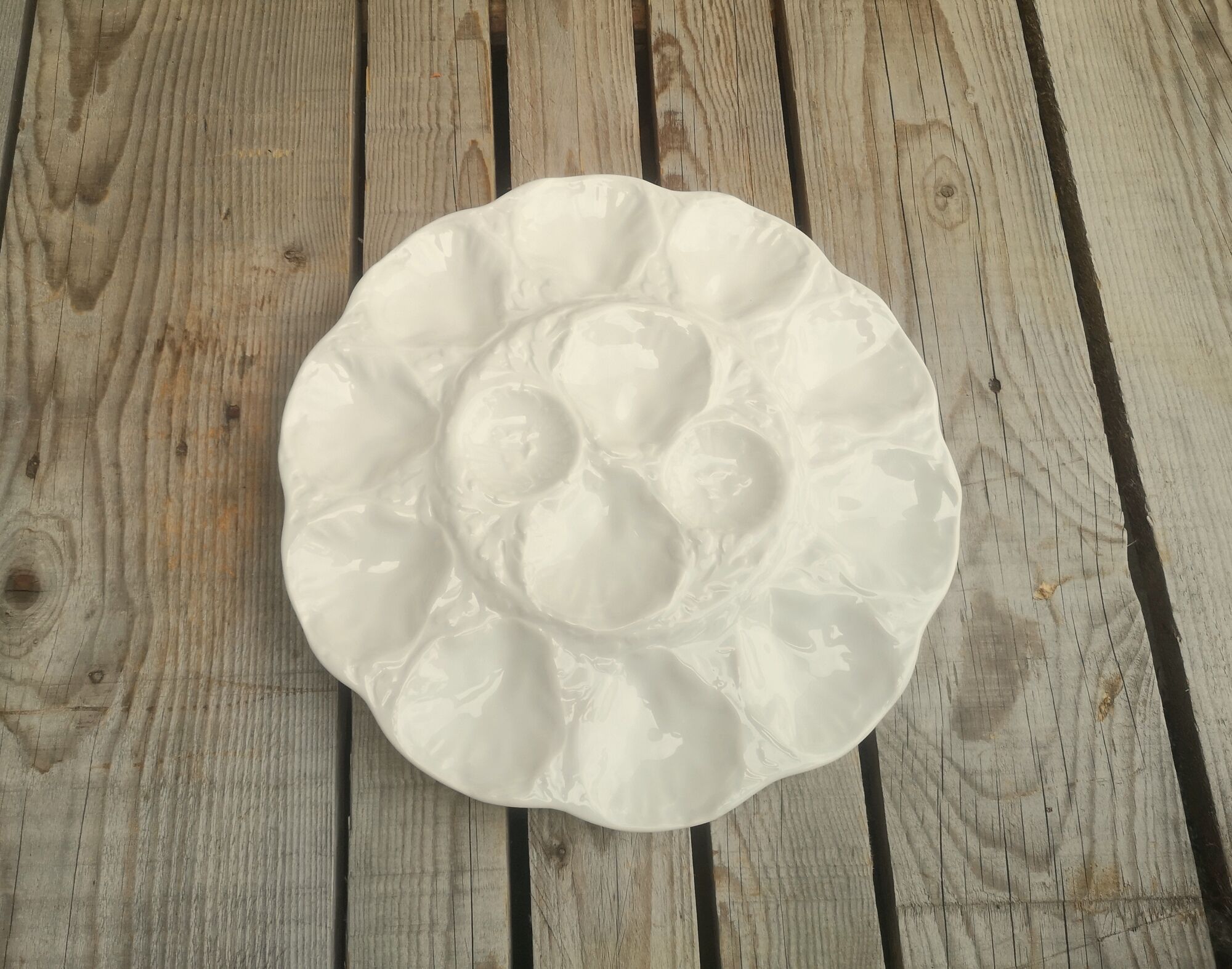 White Gien earthenware oyster dish