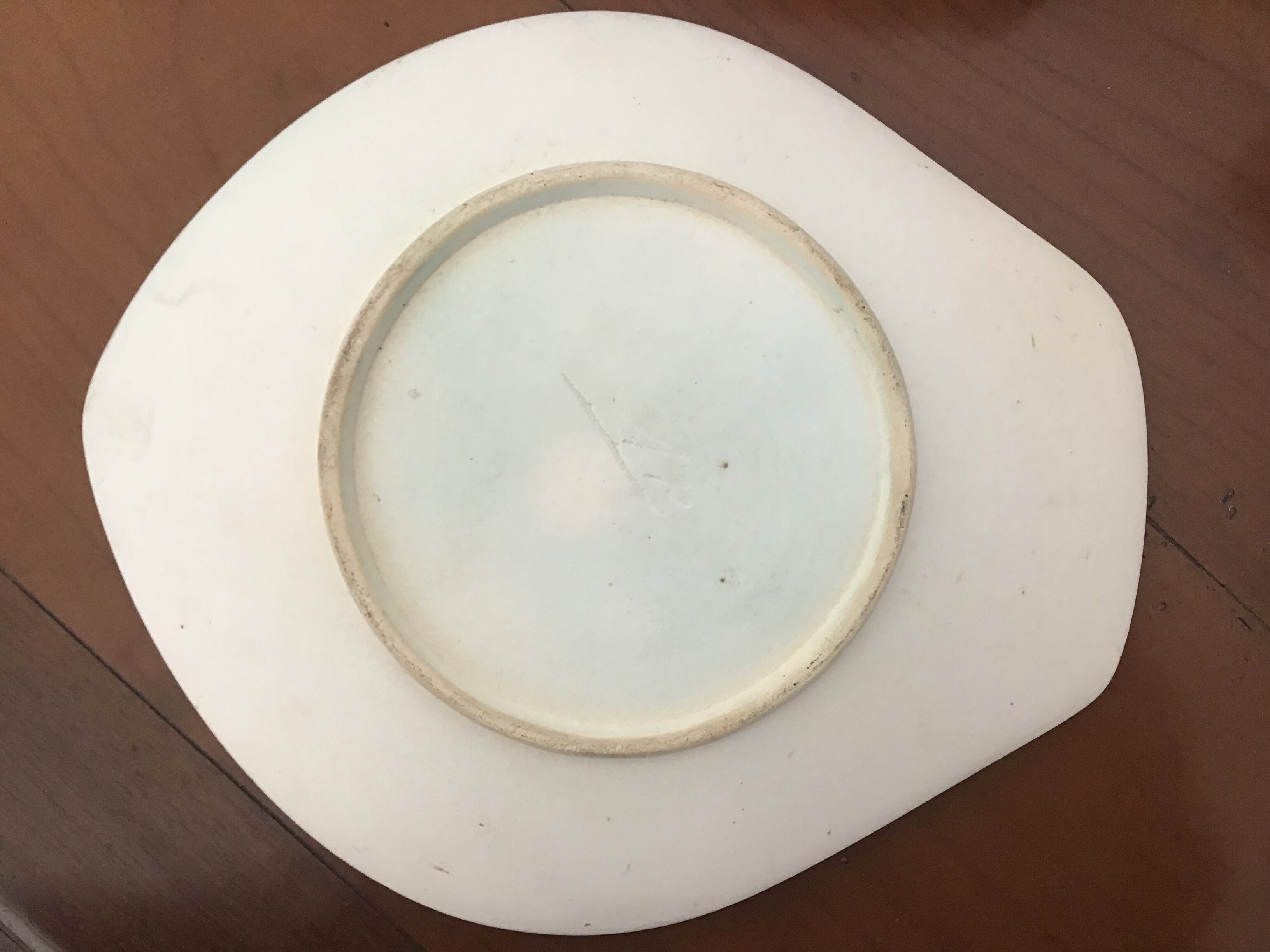 Fish sandstone plate