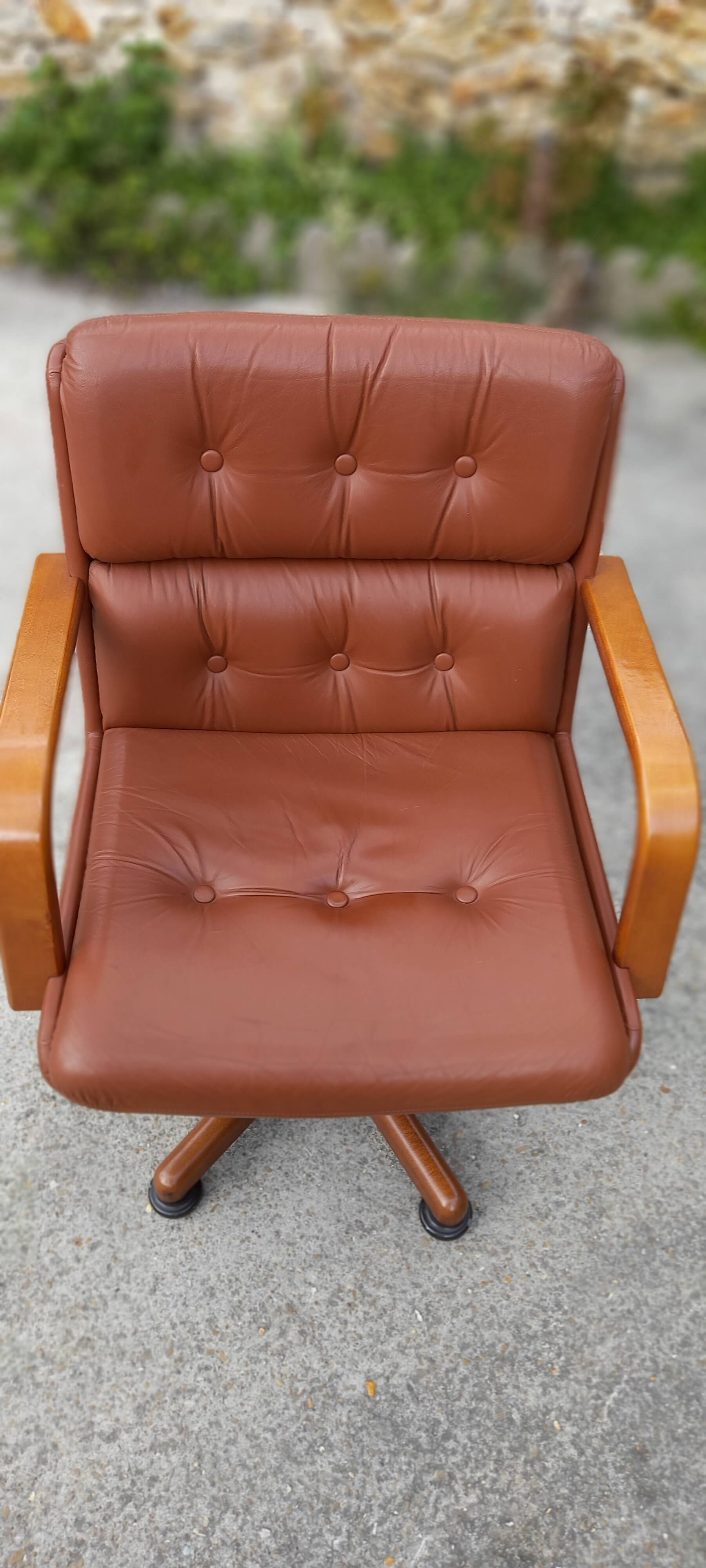 Co fe mo vintage office chair