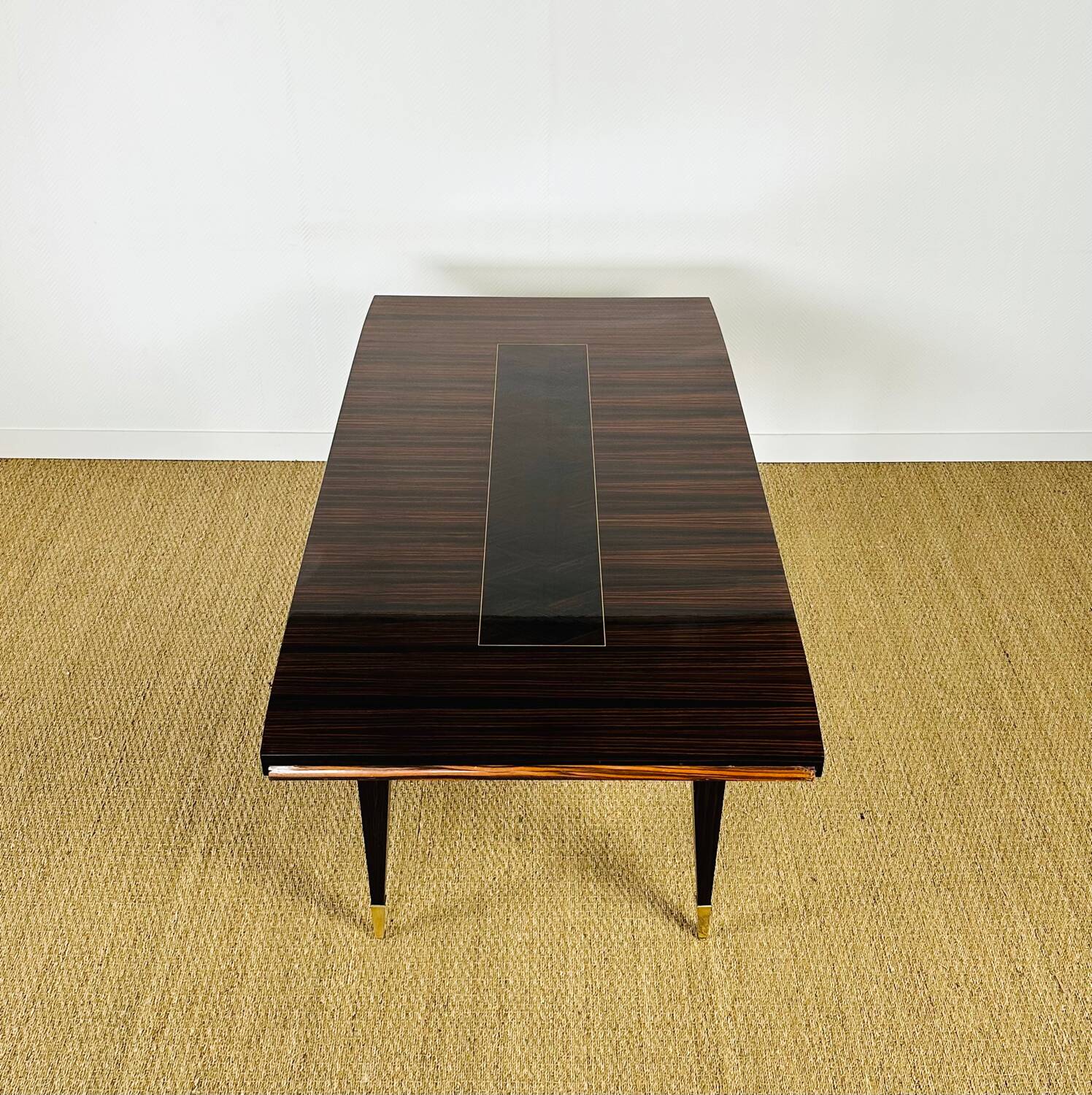 French Art Deco dining table in Macassar from 1940.