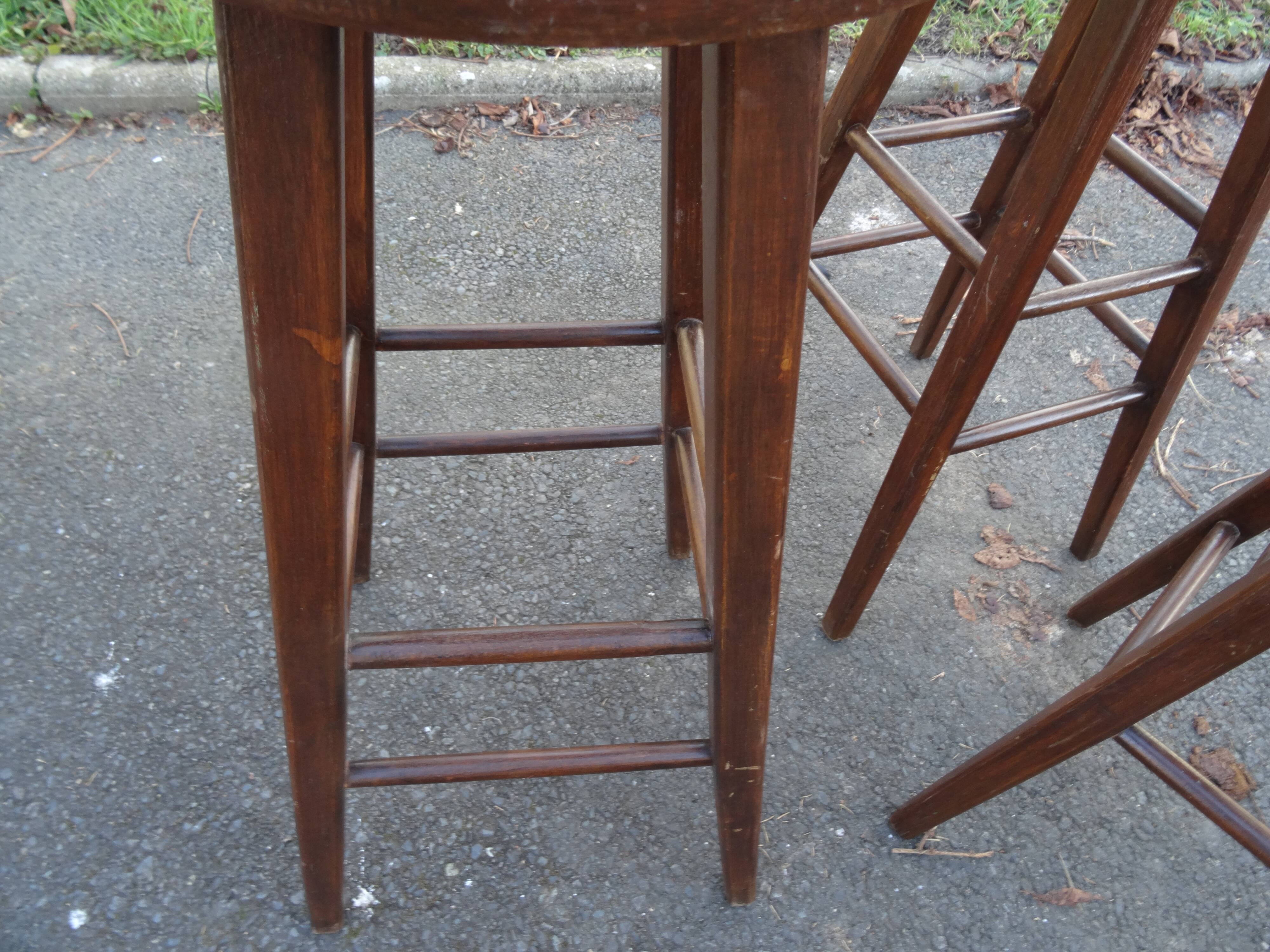 Lot of 3 high stools