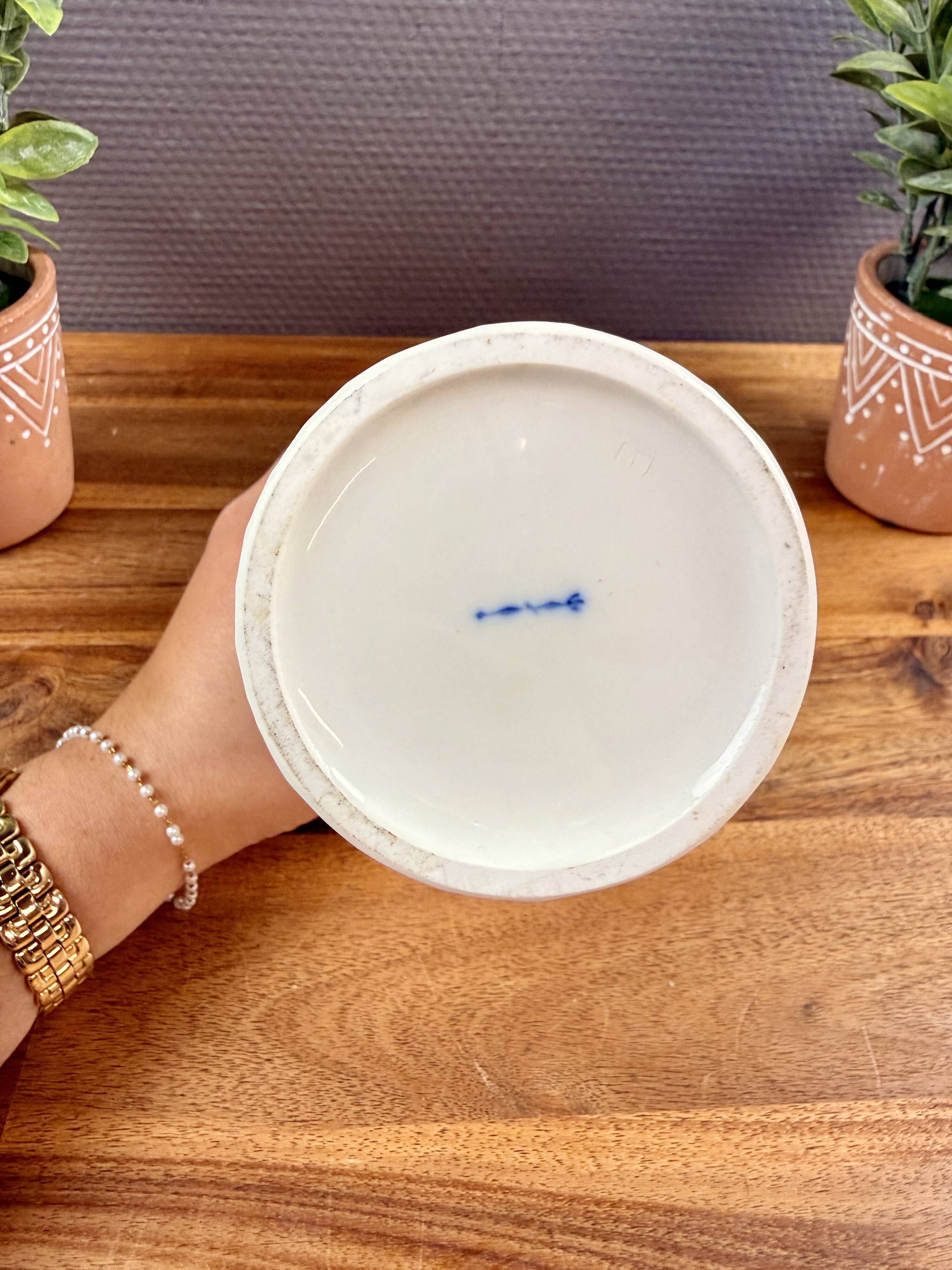 KPM Berlin vase – white relief porcelain – bird decoration