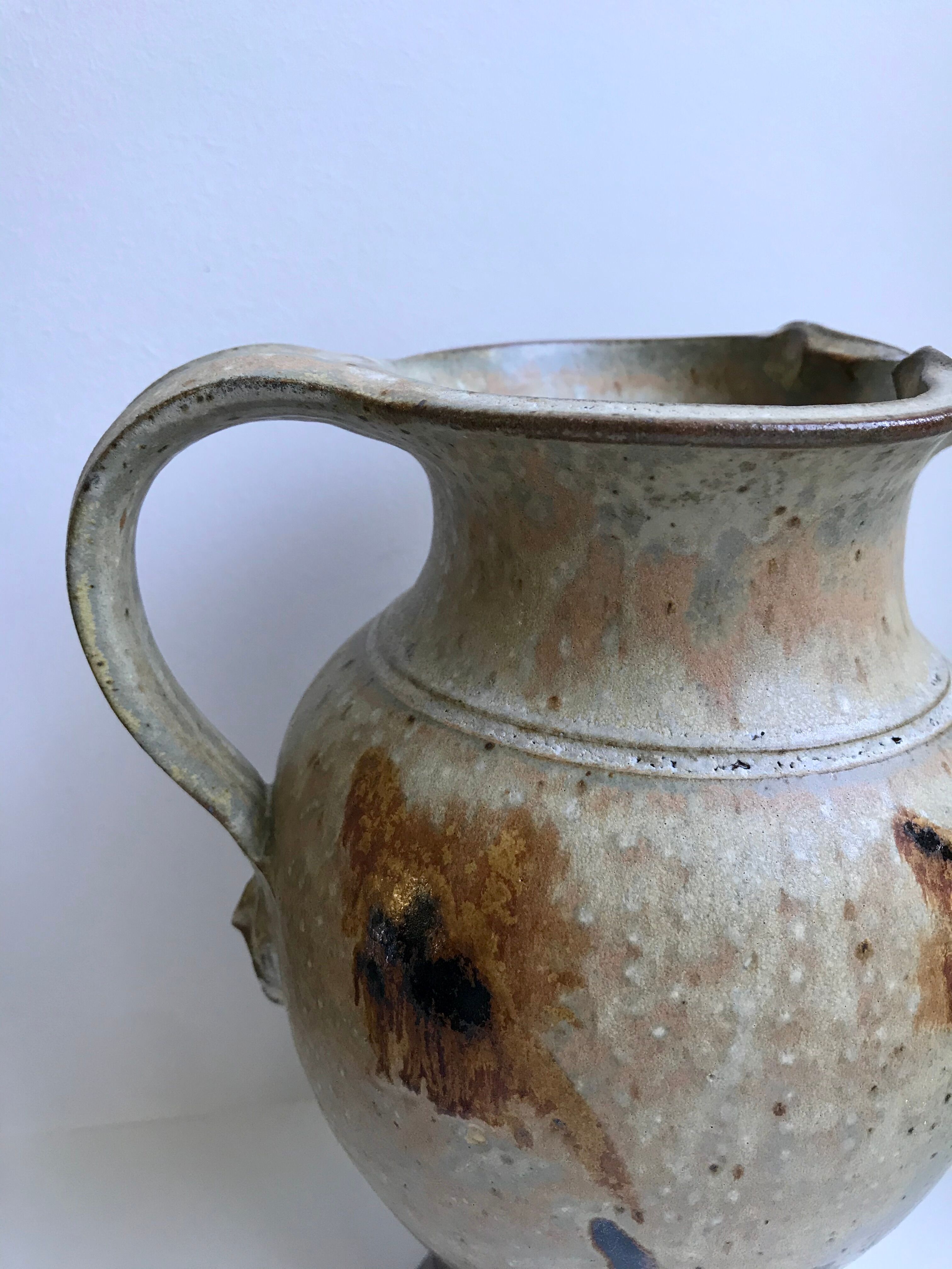 Pichet / broc en céramique / poterie émaillé années 60-70 signé