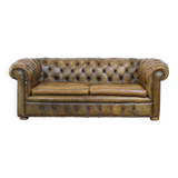 2.5 seater leather chesterfield sofa in a moss green color