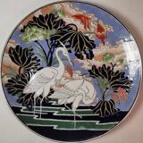 Large model plate in Chinese enamel porcelain with splendid bird decoration. macau