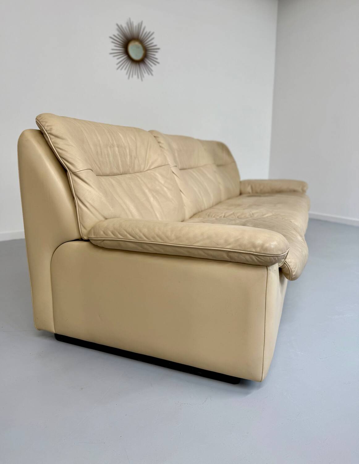 Old 3-seater beige leather sofa designed by Carl Larsson De Sede, vintage 80s